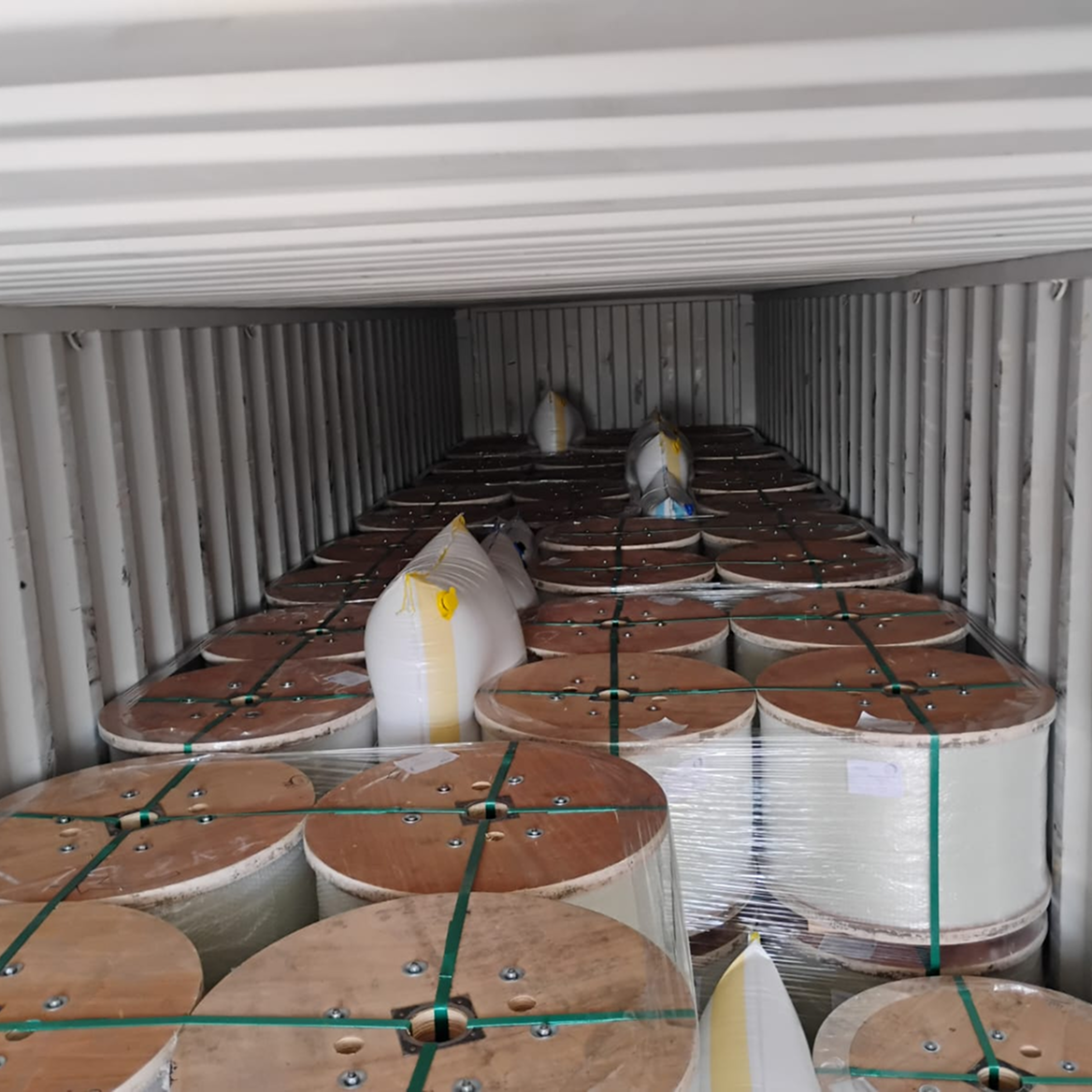 Water blocking tapes export packaging in USA for cable manufacturing